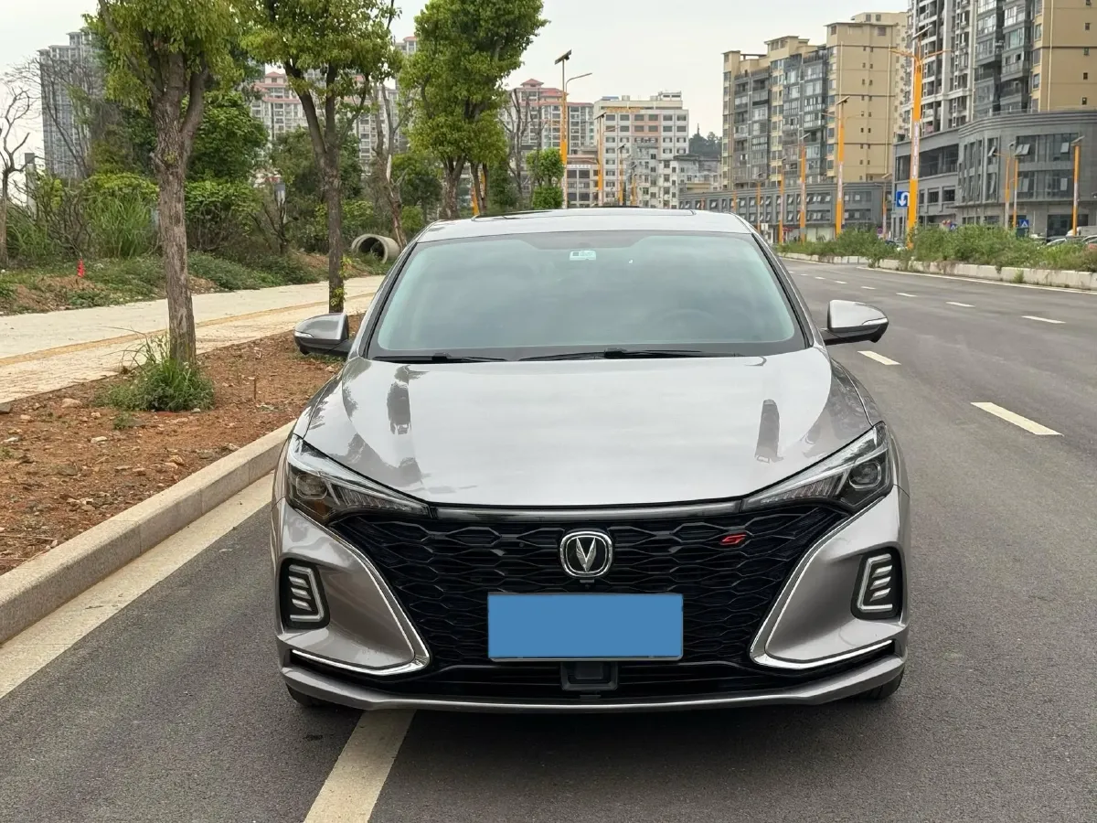 2021 ChangAn Eado 1.4T 160HP L4 7DCT,autocango,china used car exporter,china ev exporter,chinese used car exporter,chinese used ev exporter
