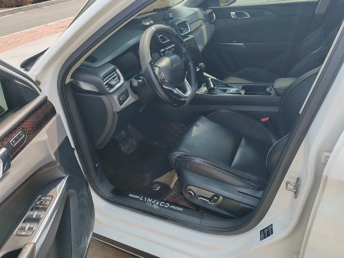 2019 LYNK&CO 02 2.0T 190HP L4 6AT,autocango,china used car exporter,china ev exporter,chinese used car exporter,chinese used ev exporter