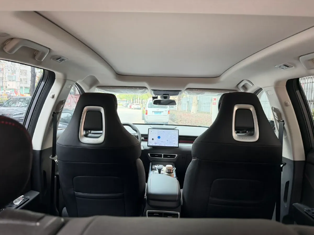 2025 Jetour DASHING 1.5T 156HP L4 6DCT,autocango,china used car exporter,china ev exporter,chinese used car exporter,chinese used ev exporter