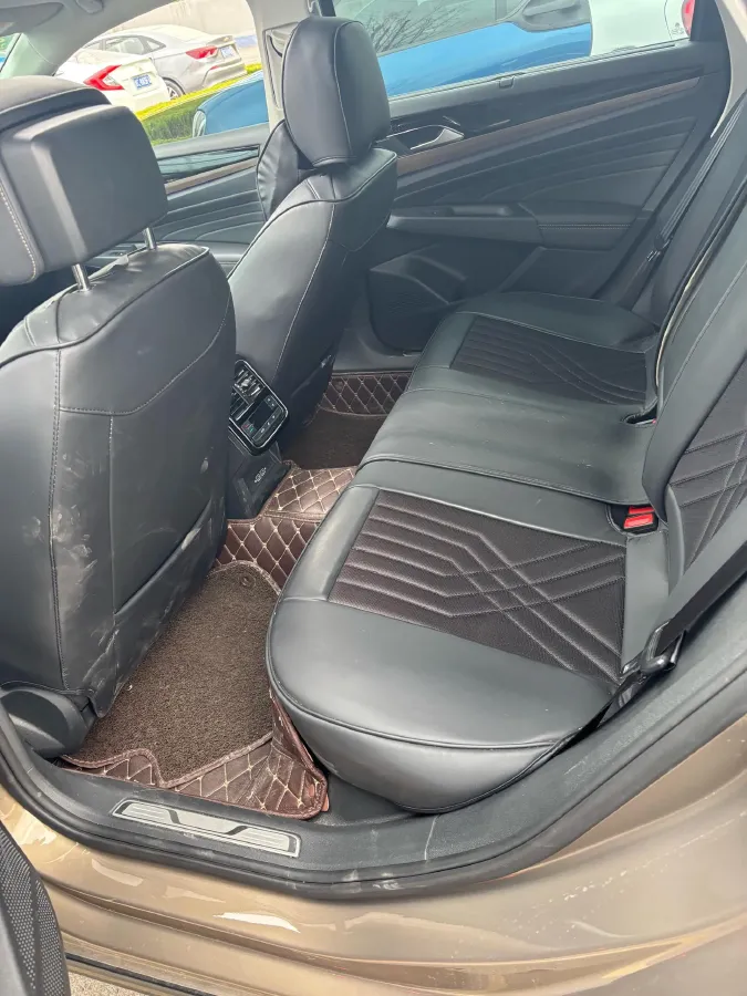 2020 Volkswagen Passat 2.0T 186HP L4 7DCT,autocango,china used car exporter,china ev exporter,chinese used car exporter,chinese used ev exporter