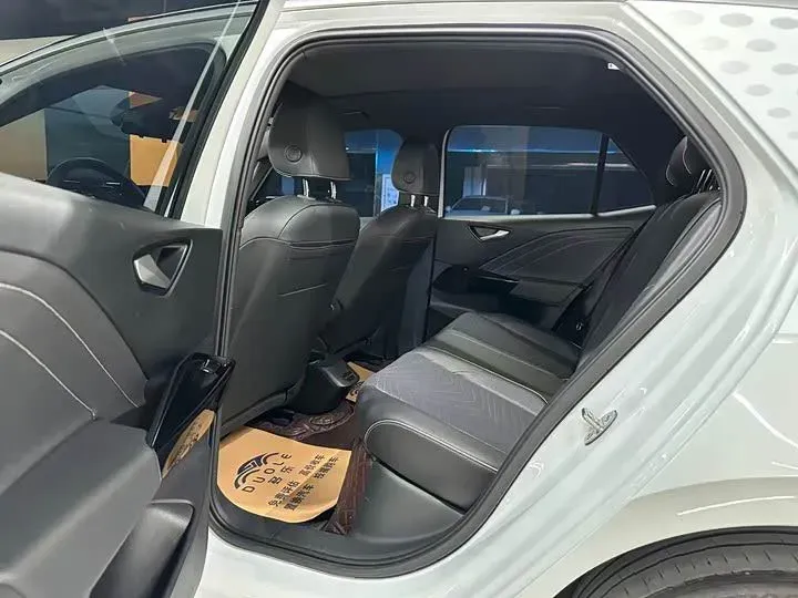 2023 Volkswagen ID.3 BEV 52.8KWH,autocango,china used car exporter,china ev exporter,chinese used car exporter,chinese used ev exporter