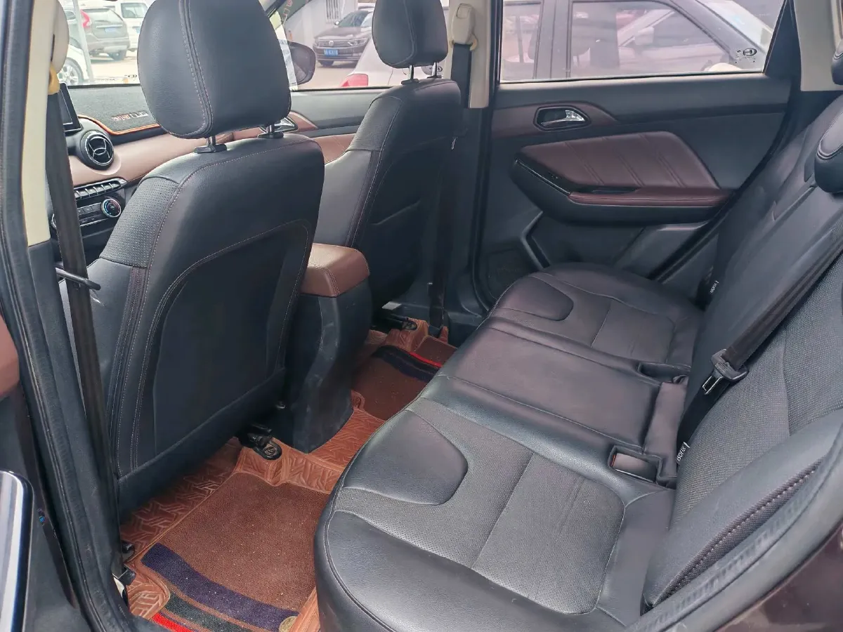 2016 BAIC ChangHe Q35 1.5L 116HP L4 5MT,autocango,china used car exporter,china ev exporter,chinese used car exporter,chinese used ev exporter