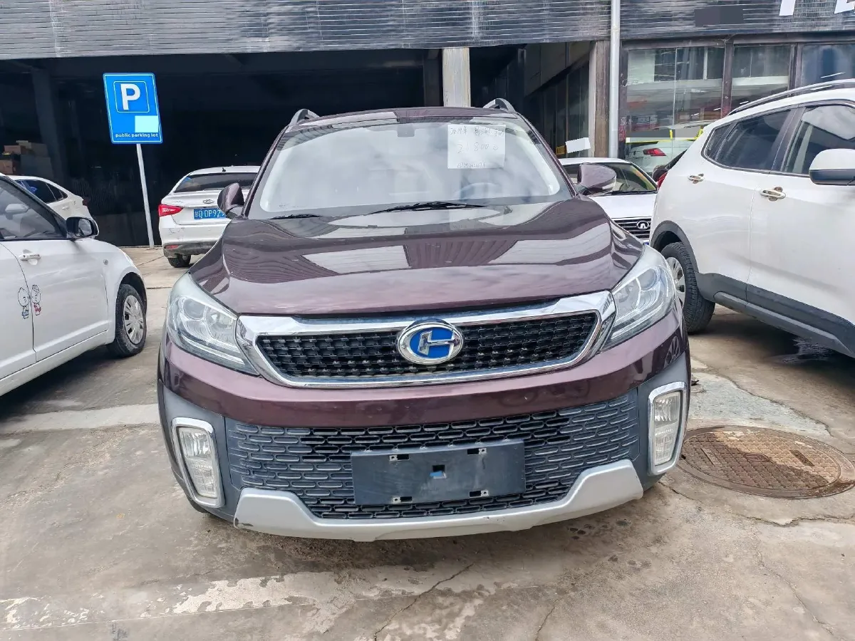 2016 BAIC ChangHe Q35 1.5L 116HP L4 5MT,autocango,china used car exporter,china ev exporter,chinese used car exporter,chinese used ev exporter