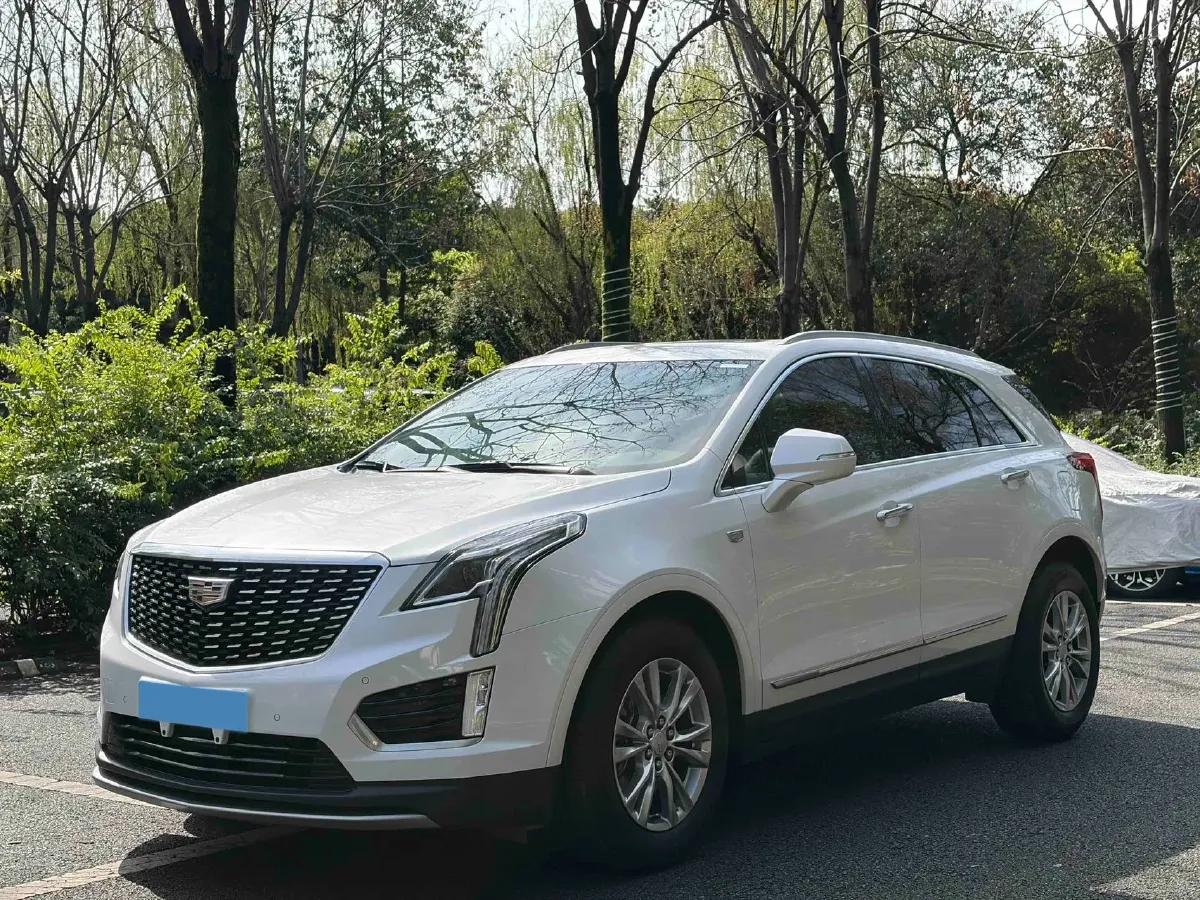 2022 Cadillac XT5 2.0T 237HP L4 9AT,autocango,china used car exporter,china ev exporter,chinese used car exporter,chinese used ev exporter