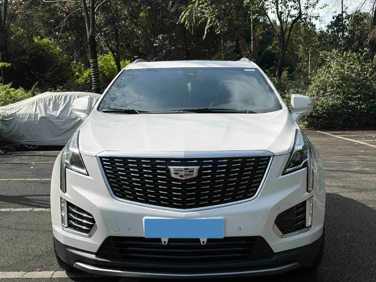 2022 Cadillac XT5 2.0T 237HP L4 9AT,autocango,china used car exporter,china ev exporter,chinese used car exporter,chinese used ev exporter