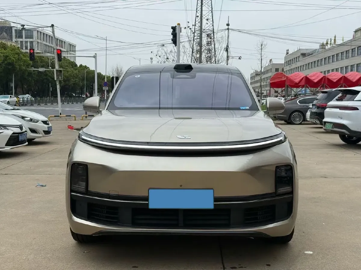 2022 Li L9 Range Extended 154HP REEV 42.6KWH,autocango,china used car exporter,china ev exporter,chinese used car exporter,chinese used ev exporter