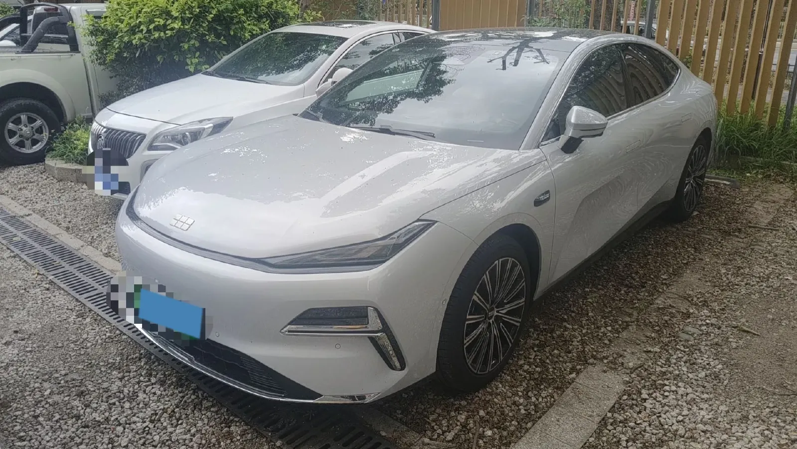 2025 Geely Galaxy Starshine 8 1.5L 112HP L4 1DHT PHEV,autocango,china used car exporter,china ev exporter,chinese used car exporter,chinese used ev exporter