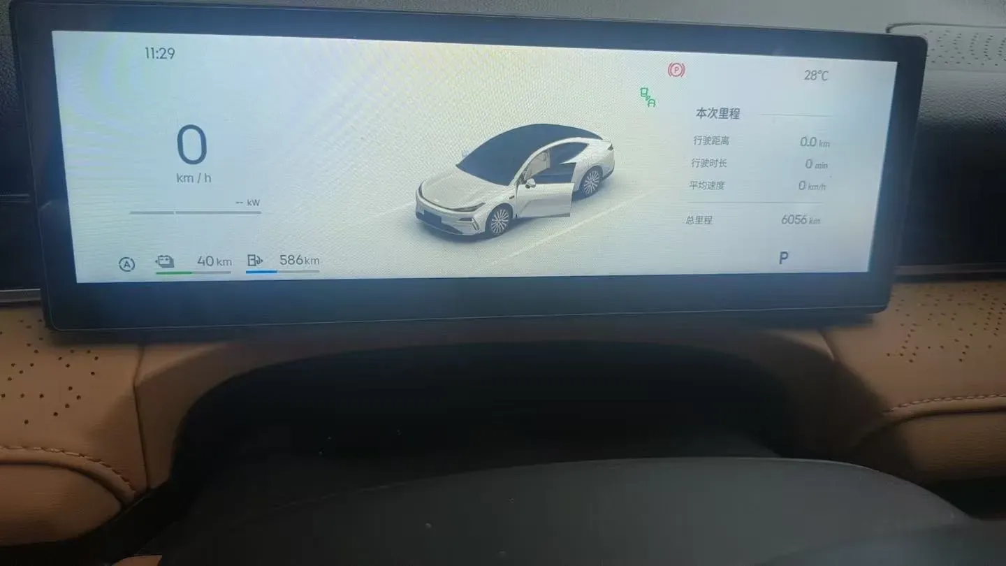 2025 Geely Galaxy Starshine 8 1.5L 112HP L4 1DHT PHEV,autocango,china used car exporter,china ev exporter,chinese used car exporter,chinese used ev exporter