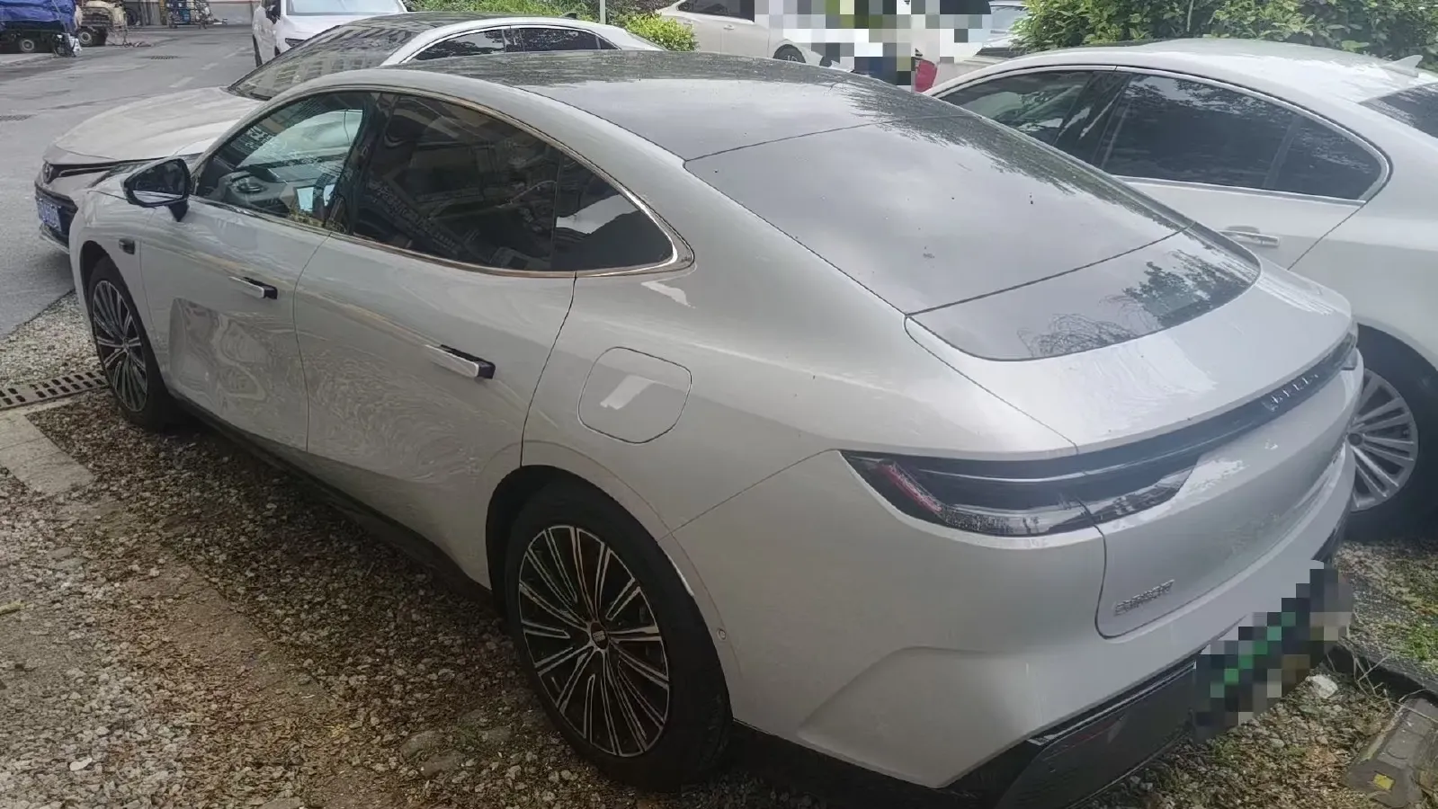 2025 Geely Galaxy Starshine 8 1.5L 112HP L4 1DHT PHEV,autocango,china used car exporter,china ev exporter,chinese used car exporter,chinese used ev exporter