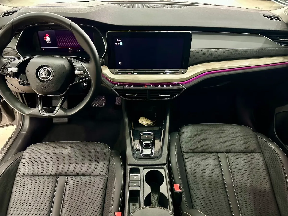 2022 Skoda Octavia 1.4T 150HP L4 7DCT,autocango,china used car exporter,china ev exporter,chinese used car exporter,chinese used ev exporter