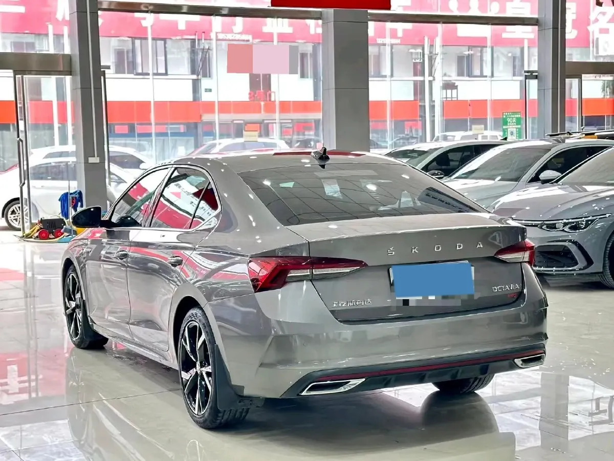 2022 Skoda Octavia 1.4T 150HP L4 7DCT,autocango,china used car exporter,china ev exporter,chinese used car exporter,chinese used ev exporter