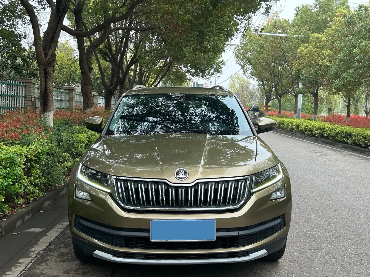2018 Skoda Kodiak 1.8T 180HP L4 7DCT,autocango,china used car exporter,china ev exporter,chinese used car exporter,chinese used ev exporter