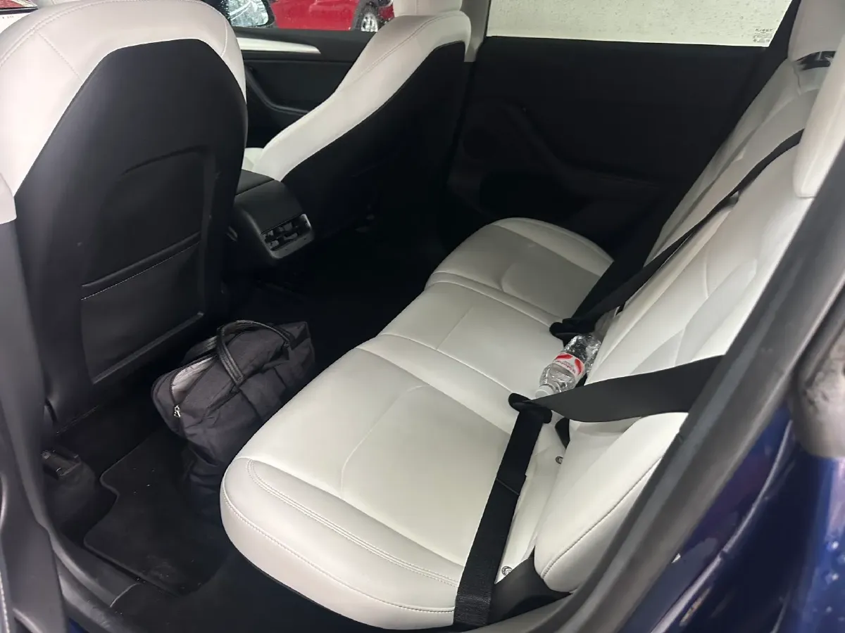 2022 Tesla Model Y BEV 60KWH,autocango,china used car exporter,china ev exporter,chinese used car exporter,chinese used ev exporter