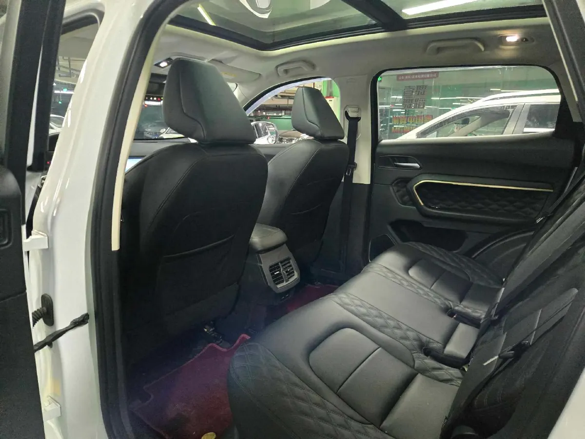 2020 Haval H6 1.5T 169HP L4 7DCT,autocango,china used car exporter,china ev exporter,chinese used car exporter,chinese used ev exporter