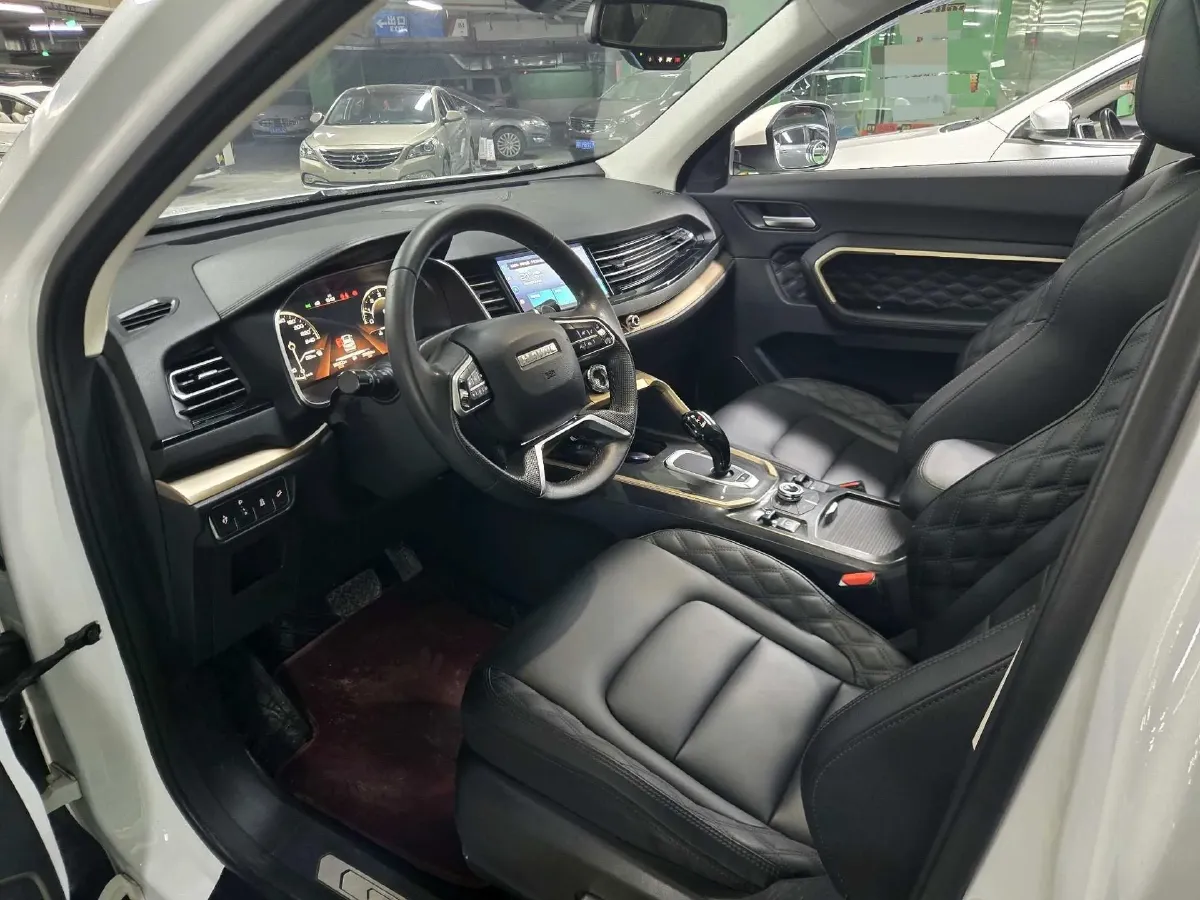2020 Haval H6 1.5T 169HP L4 7DCT,autocango,china used car exporter,china ev exporter,chinese used car exporter,chinese used ev exporter