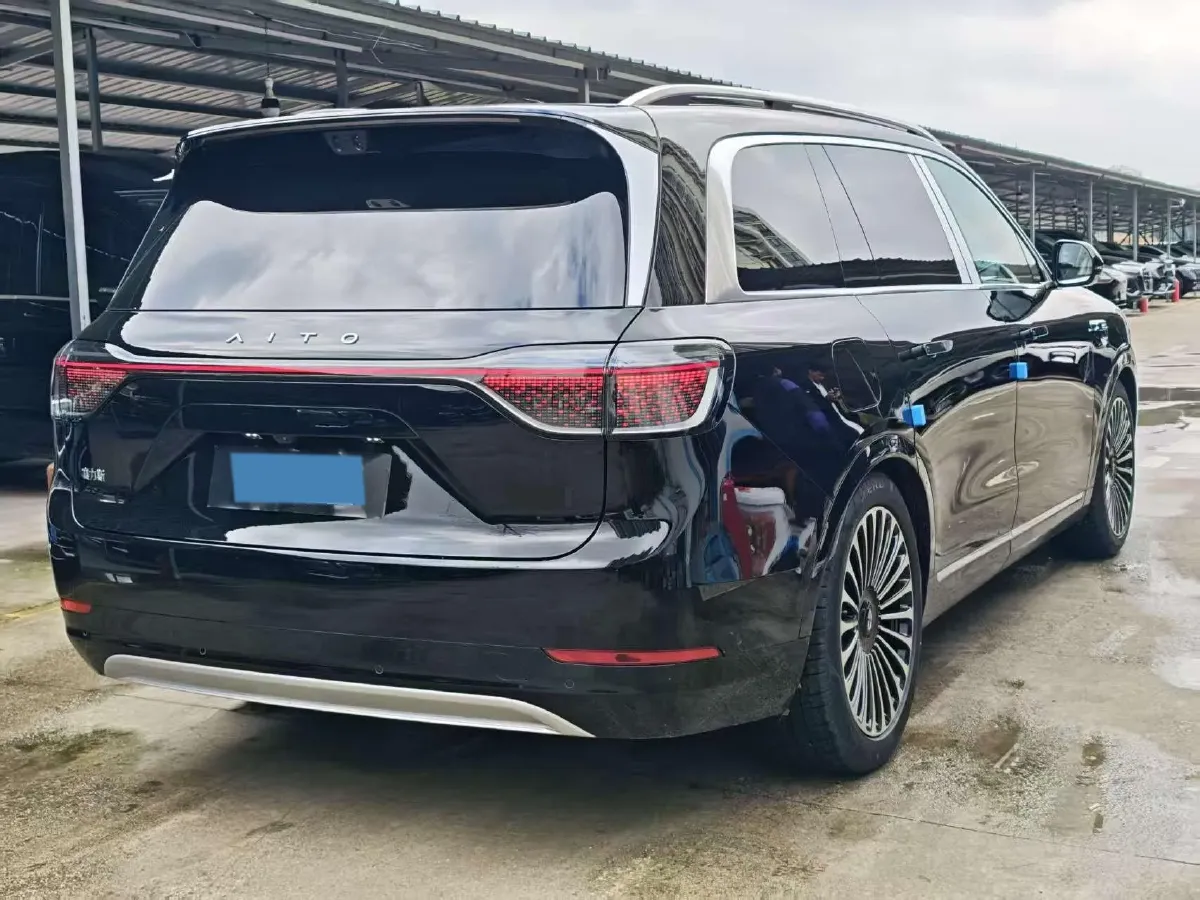 2025 AITO AITO M9 REEV 160HP REEV 52KWH,autocango,china used car exporter,china ev exporter,chinese used car exporter,chinese used ev exporter