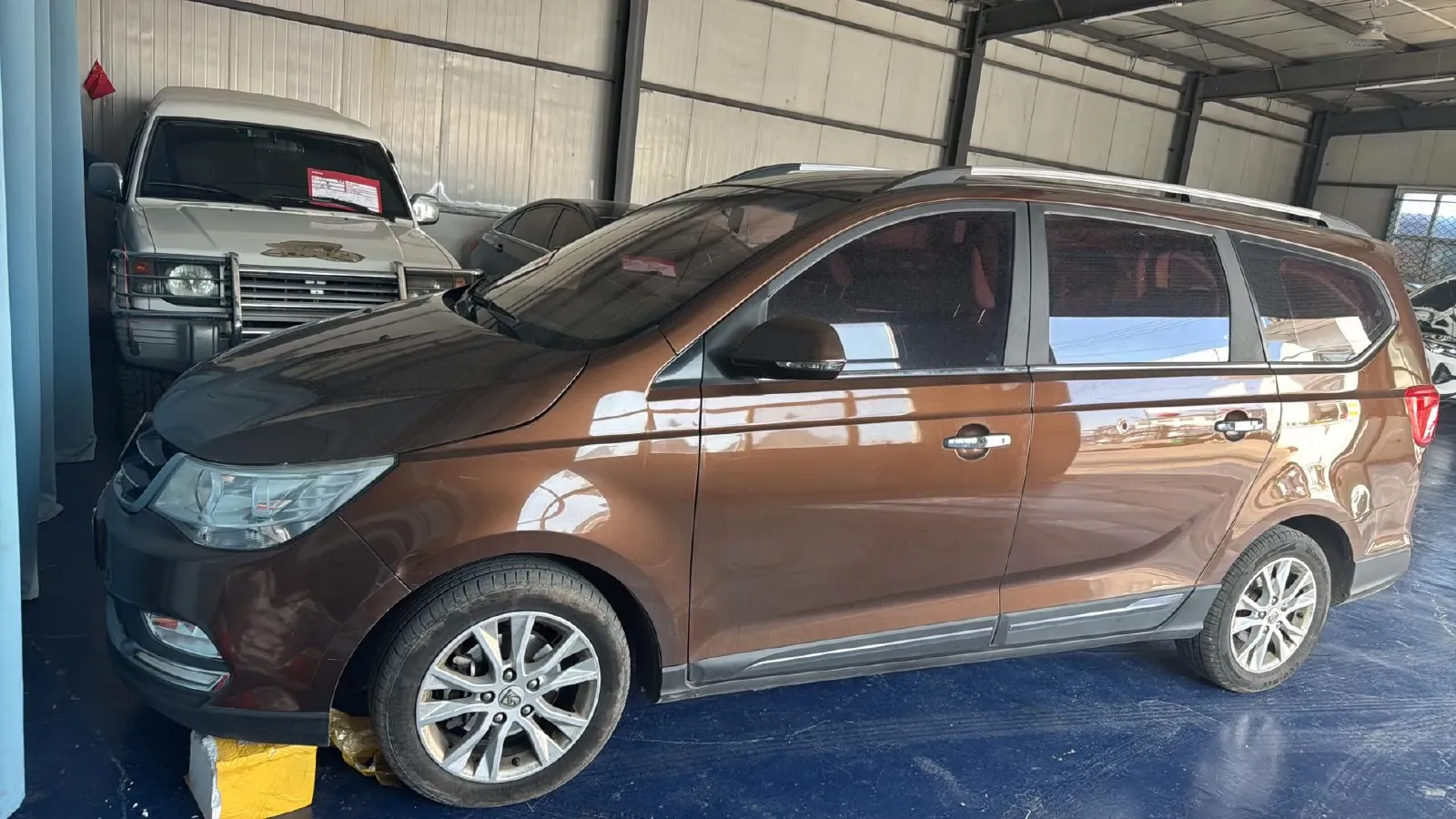 2016 BaoJun 730 1.5L 112HP L4 5MT,autocango,china used car exporter,china ev exporter,chinese used car exporter,chinese used ev exporter