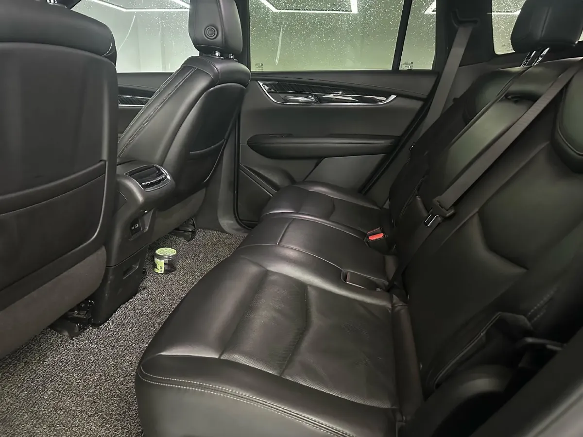 2021 Cadillac XT6 2.0T 237HP L4 9AT,autocango,china used car exporter,china ev exporter,chinese used car exporter,chinese used ev exporter