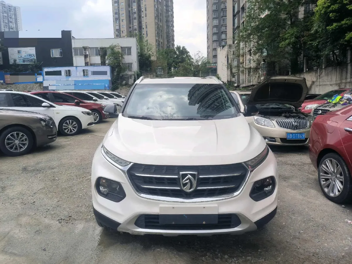 2017 HaiMa S5 Young Edition 1.6L 122HP L4 5MT,autocango,china used car exporter,china ev exporter,chinese used car exporter,chinese used ev exporter