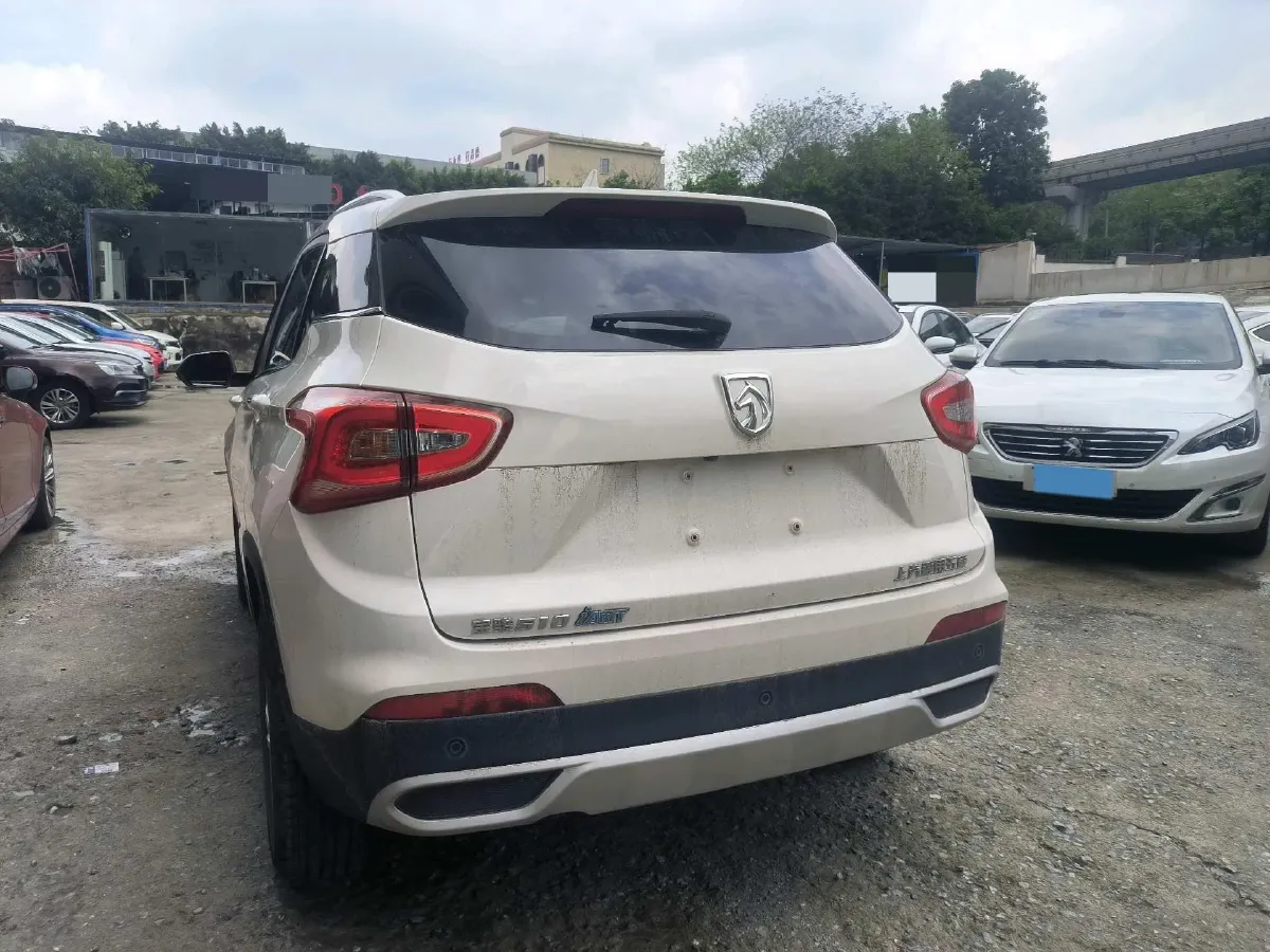 2017 HaiMa S5 Young Edition 1.6L 122HP L4 5MT,autocango,china used car exporter,china ev exporter,chinese used car exporter,chinese used ev exporter