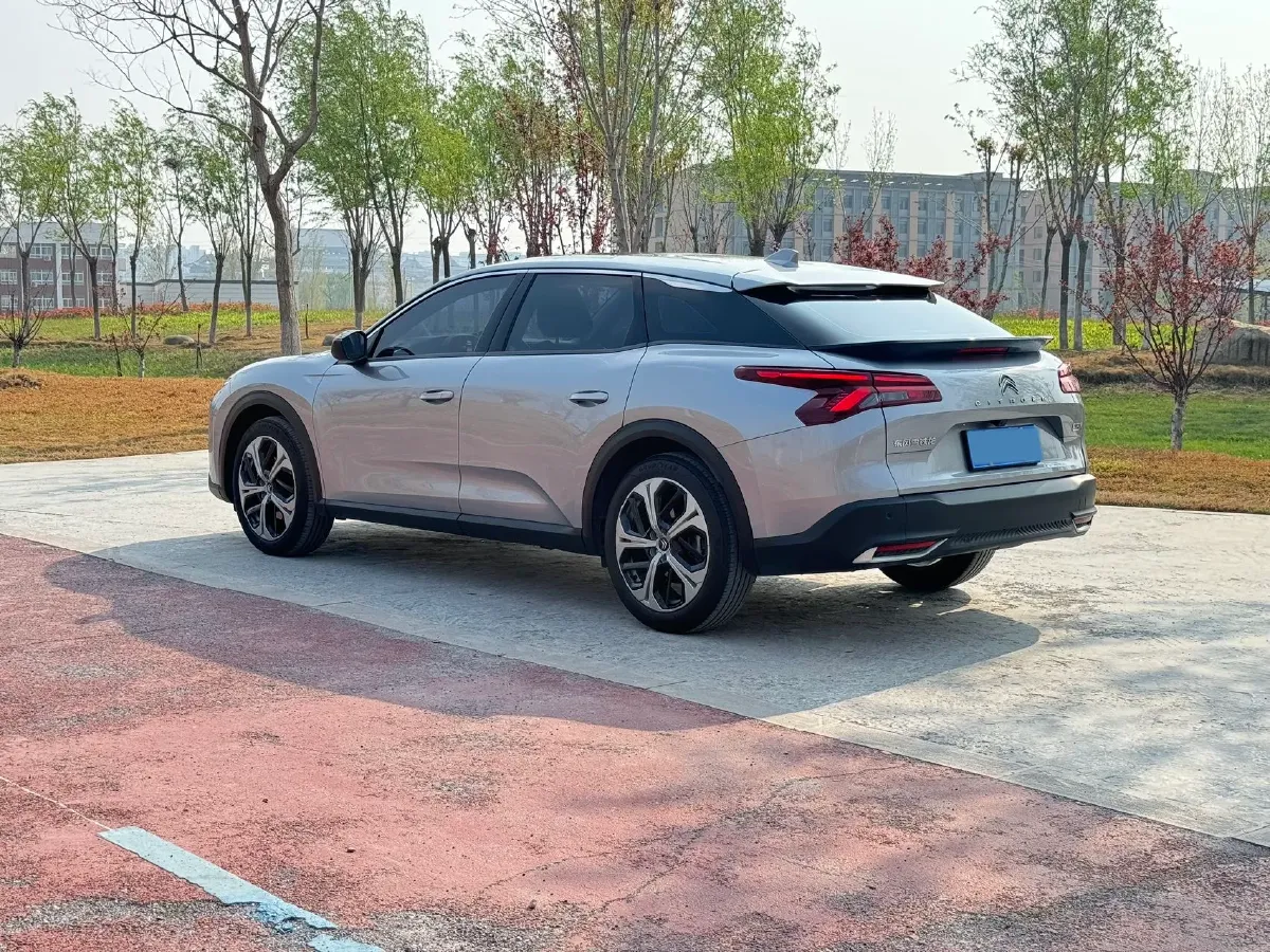2022 Citroen C5 X 1.6T 175HP L4 8AT,autocango,china used car exporter,china ev exporter,chinese used car exporter,chinese used ev exporter