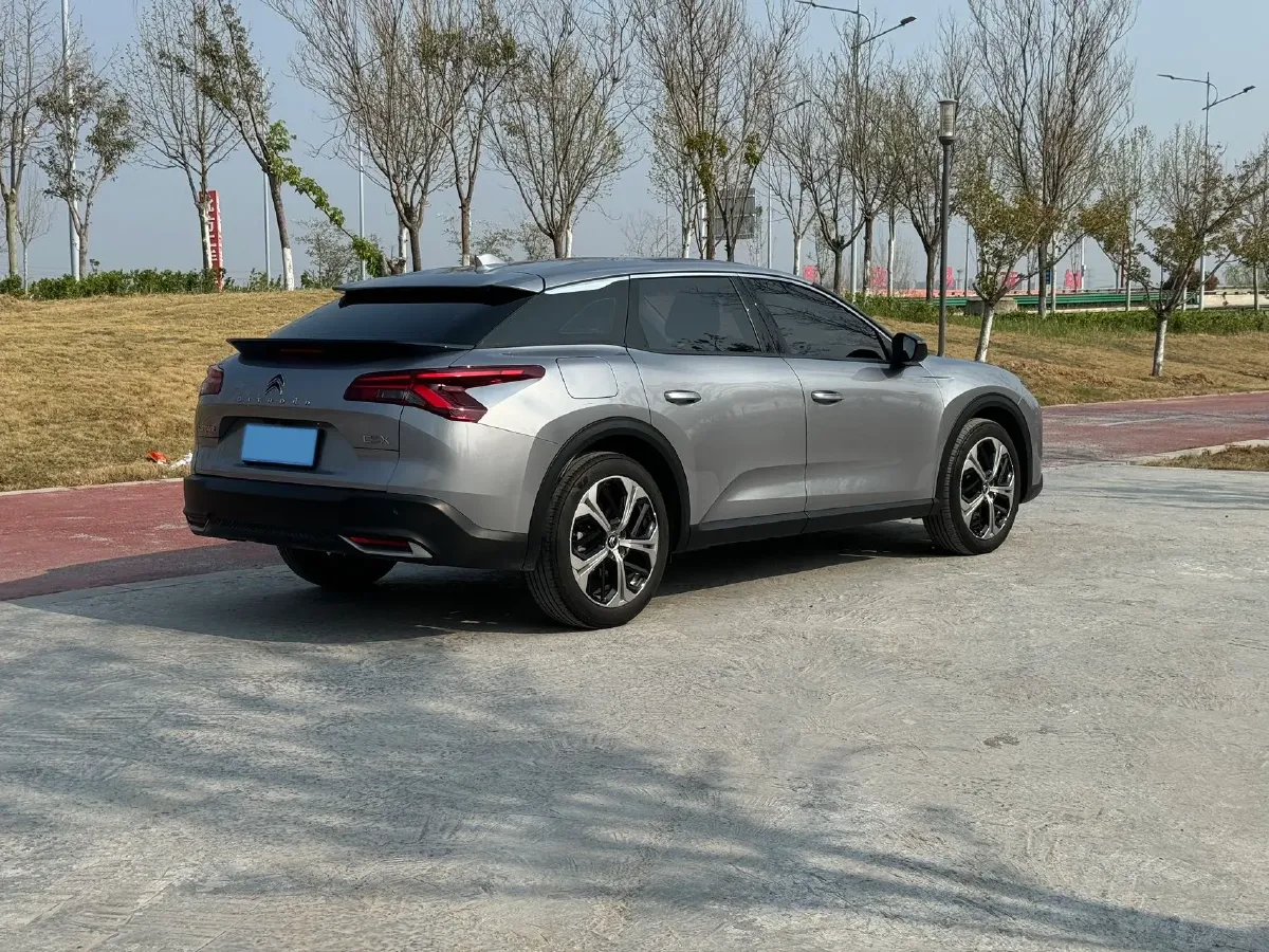 2022 Citroen C5 X 1.6T 175HP L4 8AT,autocango,china used car exporter,china ev exporter,chinese used car exporter,chinese used ev exporter