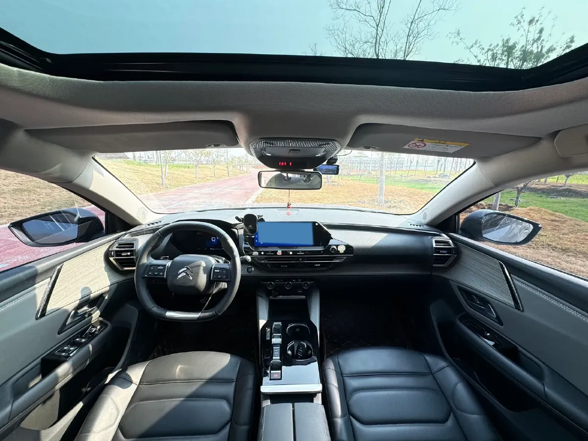 2022 Citroen C5 X 1.6T 175HP L4 8AT,autocango,china used car exporter,china ev exporter,chinese used car exporter,chinese used ev exporter