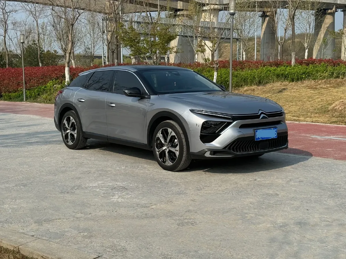 2022 Citroen C5 X 1.6T 175HP L4 8AT,autocango,china used car exporter,china ev exporter,chinese used car exporter,chinese used ev exporter