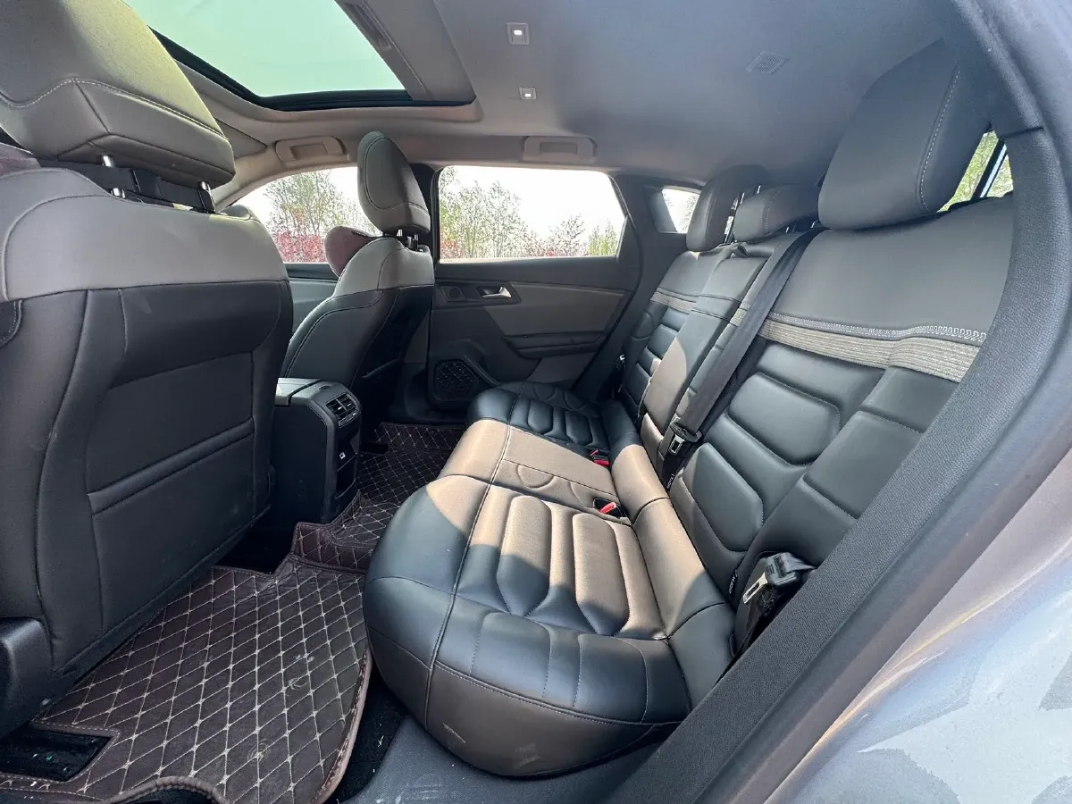 2022 Citroen C5 X 1.6T 175HP L4 8AT,autocango,china used car exporter,china ev exporter,chinese used car exporter,chinese used ev exporter