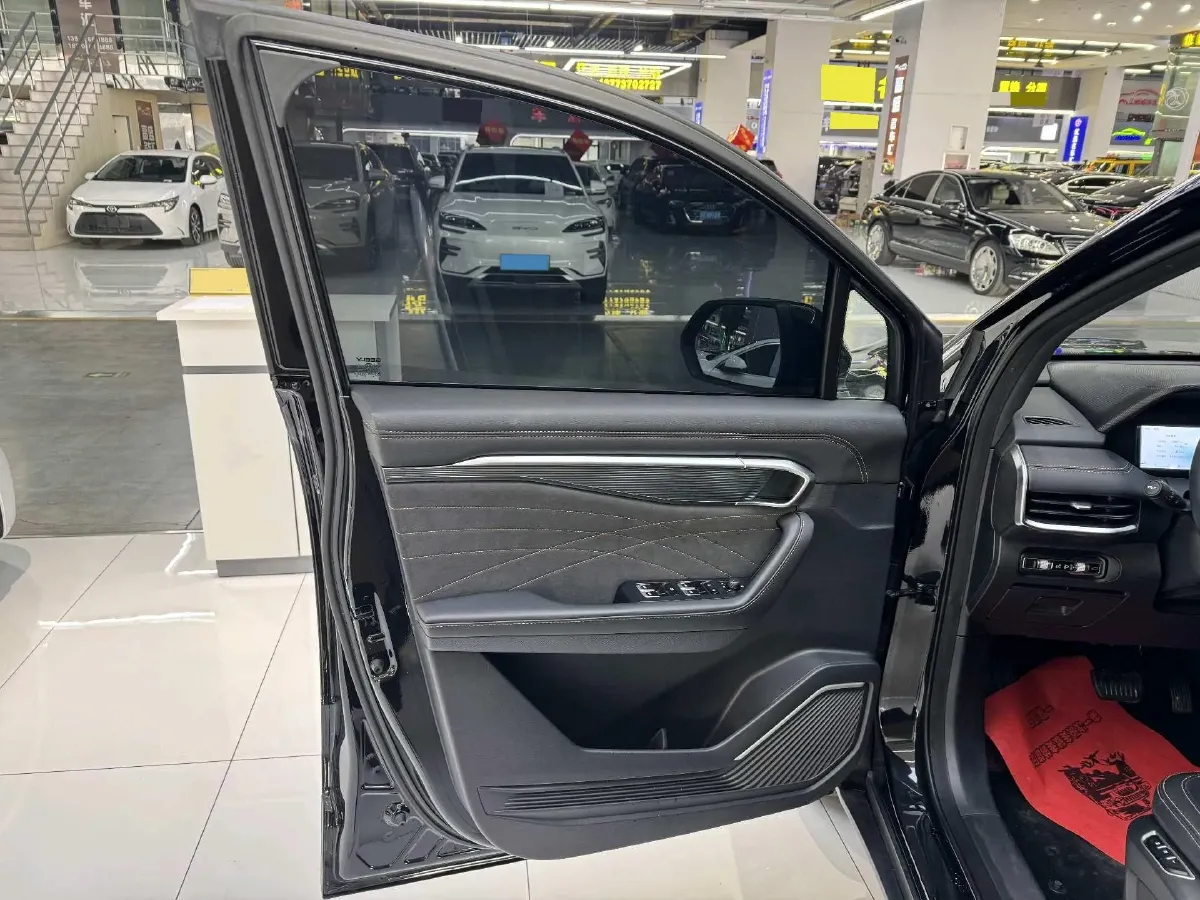 2024 Geely Okavango L 2.0T 218HP L4 7DCT,autocango,china used car exporter,china ev exporter,chinese used car exporter,chinese used ev exporter