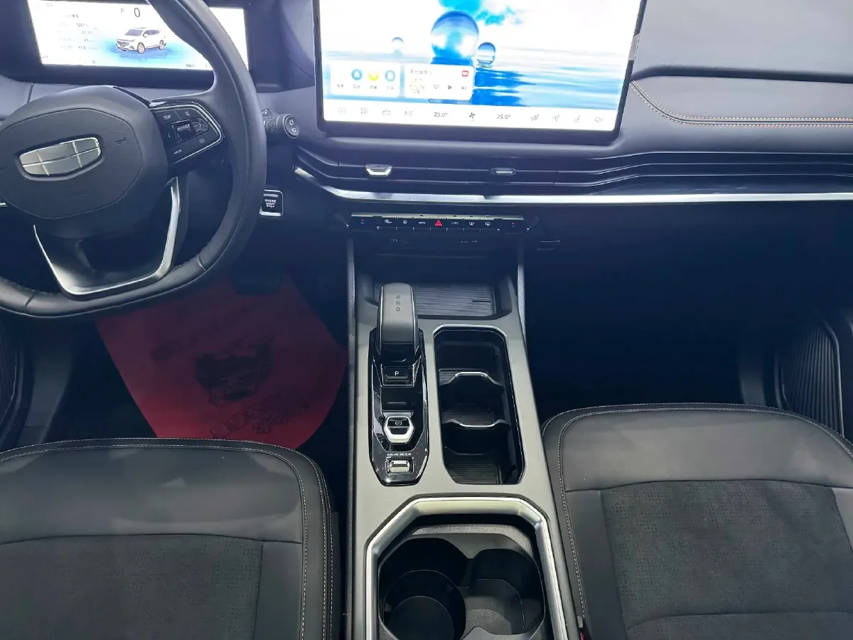 2024 Geely Okavango L 2.0T 218HP L4 7DCT,autocango,china used car exporter,china ev exporter,chinese used car exporter,chinese used ev exporter