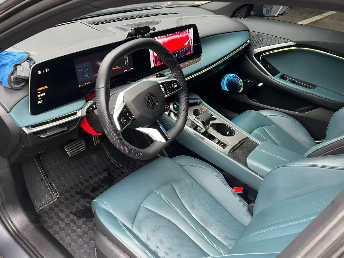 2023 MG 7 1.5T 188HP L4 7DCT,autocango,china used car exporter,china ev exporter,chinese used car exporter,chinese used ev exporter