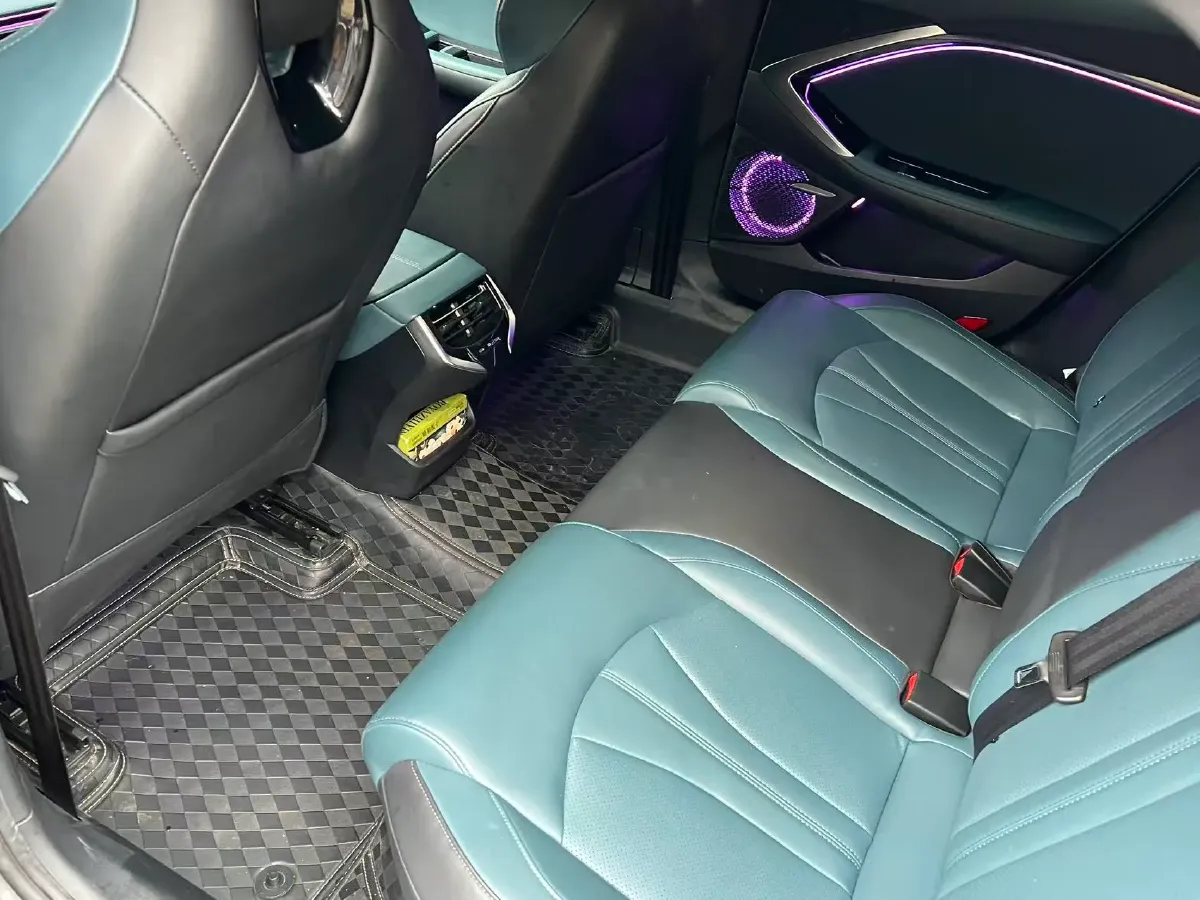 2023 MG 7 1.5T 188HP L4 7DCT,autocango,china used car exporter,china ev exporter,chinese used car exporter,chinese used ev exporter