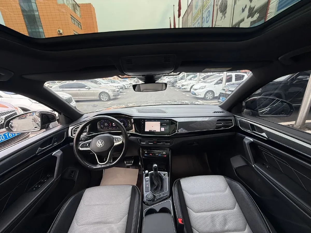 2020 Volkswagen Tayron X 2.0T 220HP L4 7DCT,autocango,china used car exporter,china ev exporter,chinese used car exporter,chinese used ev exporter