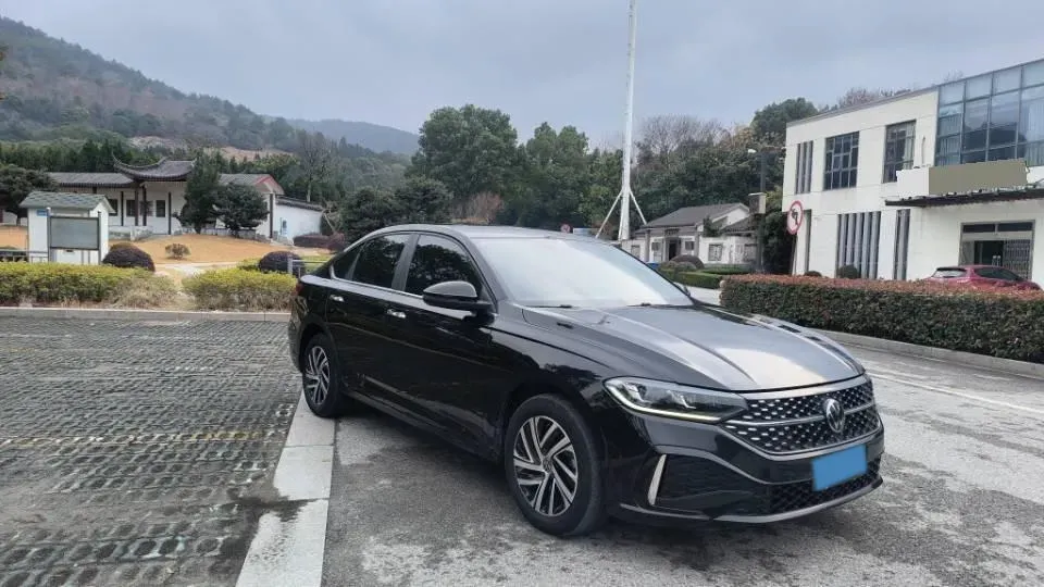 2023 Volkswagen Lavida 1.5T 160HP L4 7DCT,autocango,china used car exporter,china ev exporter,chinese used car exporter,chinese used ev exporter