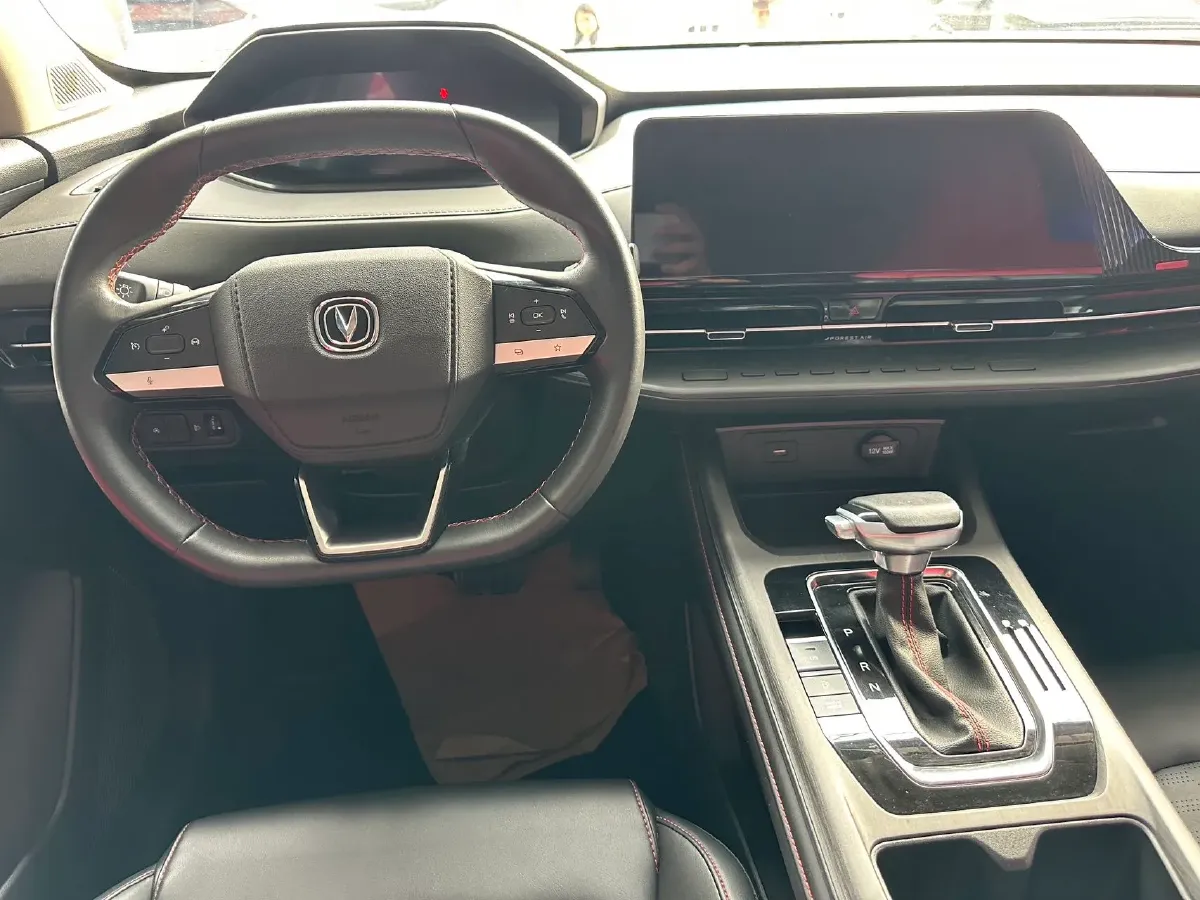 2022 ChangAn CS55 Plus 1.5T 180HP L4 7DCT,autocango,china used car exporter,china ev exporter,chinese used car exporter,chinese used ev exporter