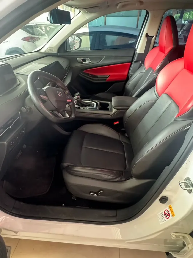 2022 ChangAn CS55 Plus 1.5T 180HP L4 7DCT,autocango,china used car exporter,china ev exporter,chinese used car exporter,chinese used ev exporter