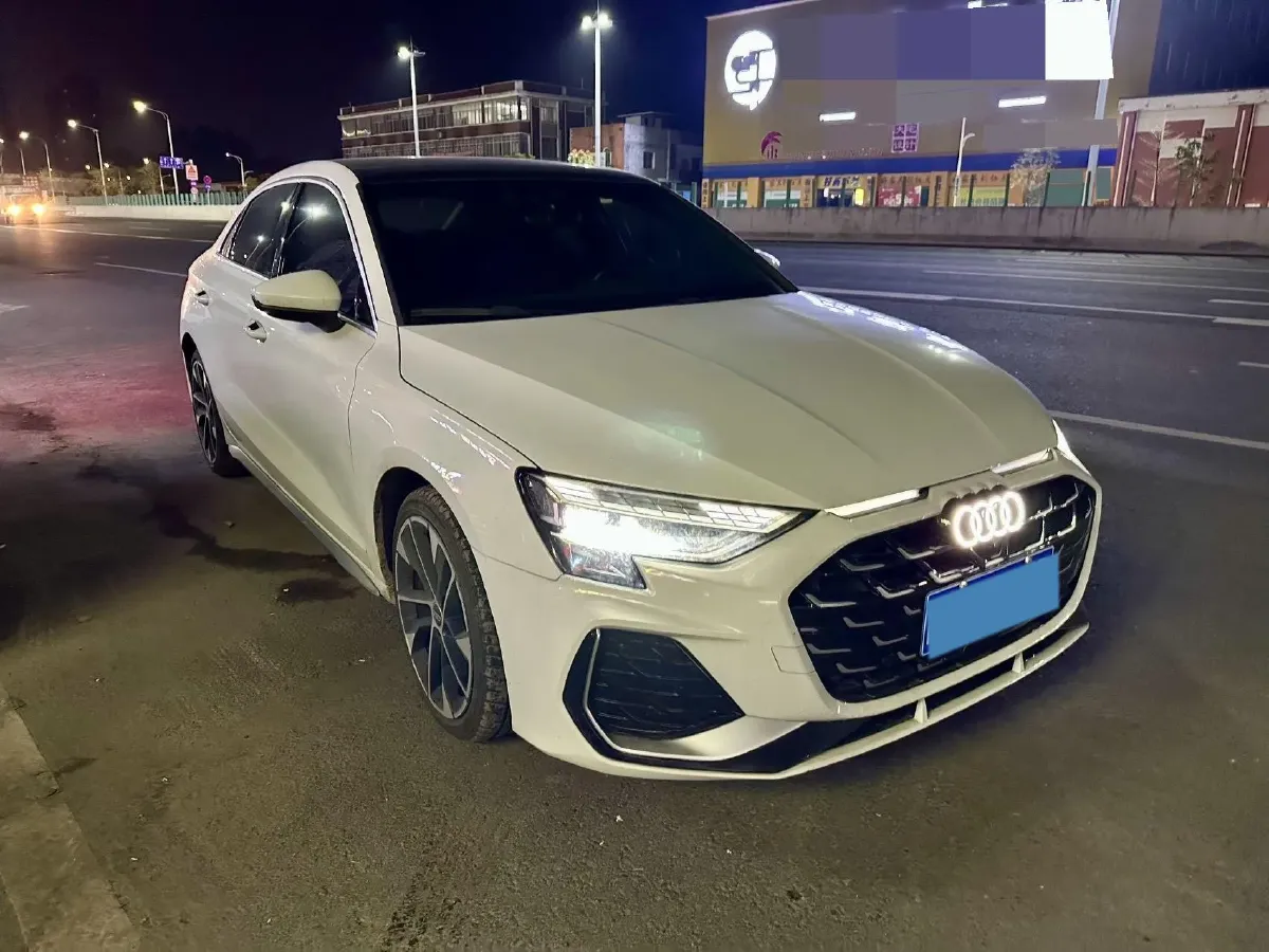 2025 Audi A3 1.5T 160HP L4 7DCT,autocango,china used car exporter,china ev exporter,chinese used car exporter,chinese used ev exporter