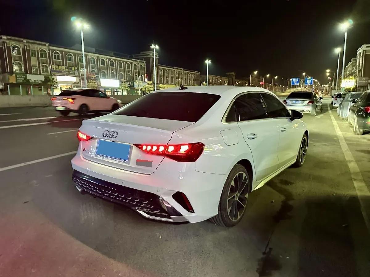 2025 Audi A3 1.5T 160HP L4 7DCT,autocango,china used car exporter,china ev exporter,chinese used car exporter,chinese used ev exporter