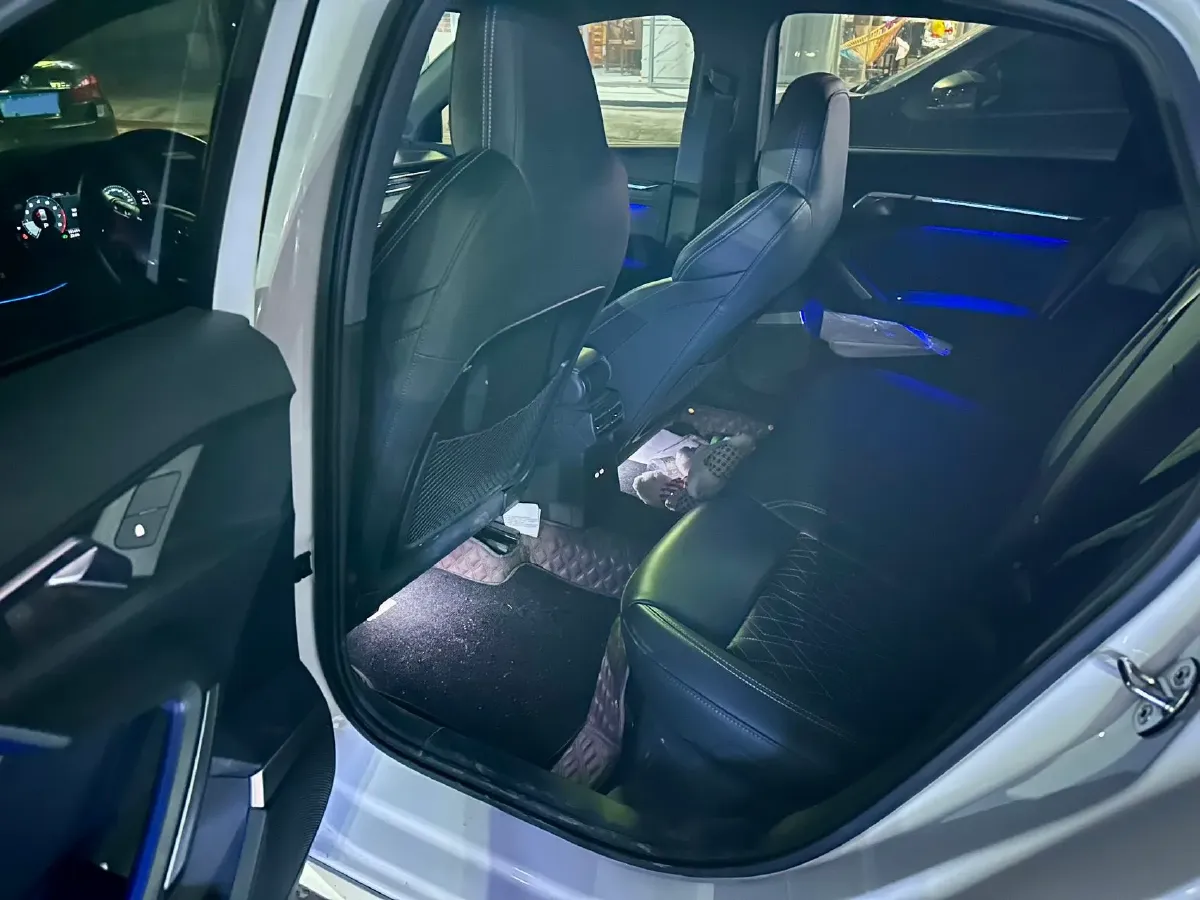 2025 Audi A3 1.5T 160HP L4 7DCT,autocango,china used car exporter,china ev exporter,chinese used car exporter,chinese used ev exporter