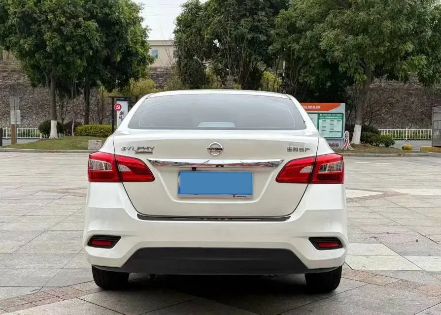 2022 Nissan Sylphy 1.6L 122HP L4 CVT,autocango,china used car exporter,china ev exporter,chinese used car exporter,chinese used ev exporter