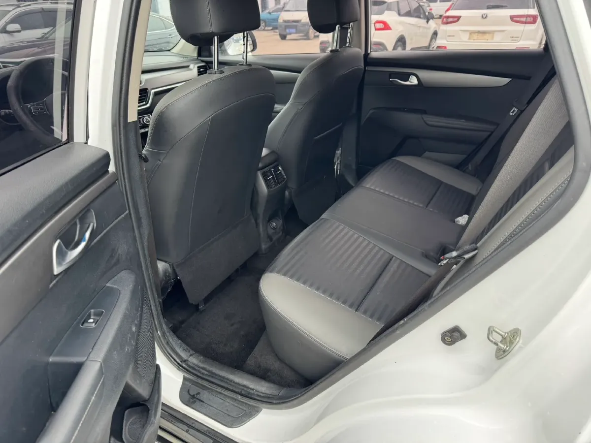 2018 Kia Sportage R 2.0L 160HP L4 6AT,autocango,china used car exporter,china ev exporter,chinese used car exporter,chinese used ev exporter