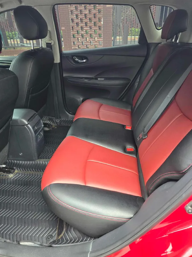 2021 Nissan Tiida 1.6L 122HP L4 CVT,autocango,china used car exporter,china ev exporter,chinese used car exporter,chinese used ev exporter