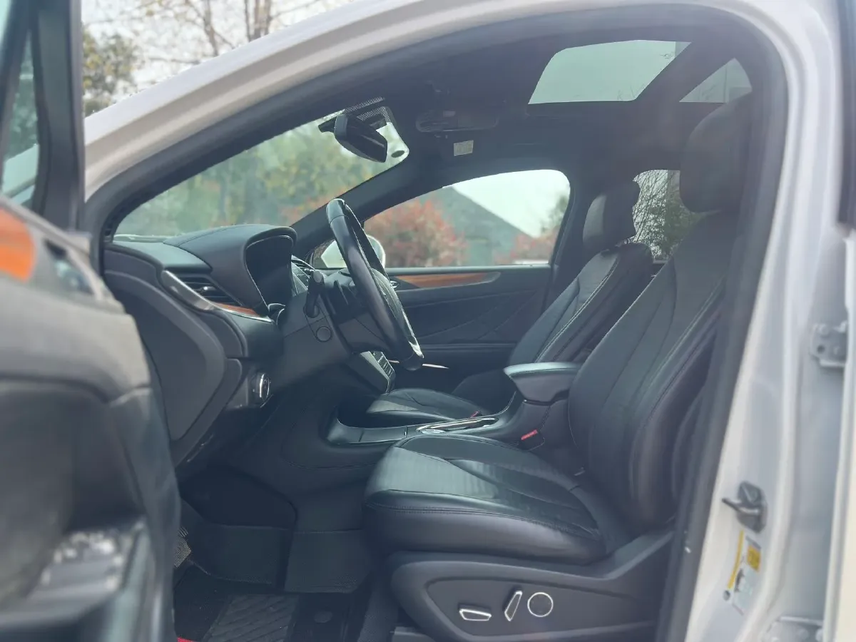 2018 Lincoln MKC 2.0T 253HP L4 6AT,autocango,china used car exporter,china ev exporter,chinese used car exporter,chinese used ev exporter