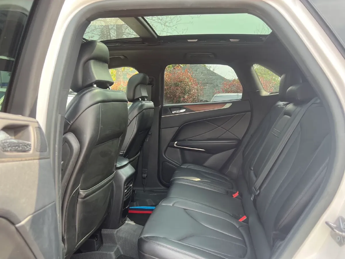 2018 Lincoln MKC 2.0T 253HP L4 6AT,autocango,china used car exporter,china ev exporter,chinese used car exporter,chinese used ev exporter