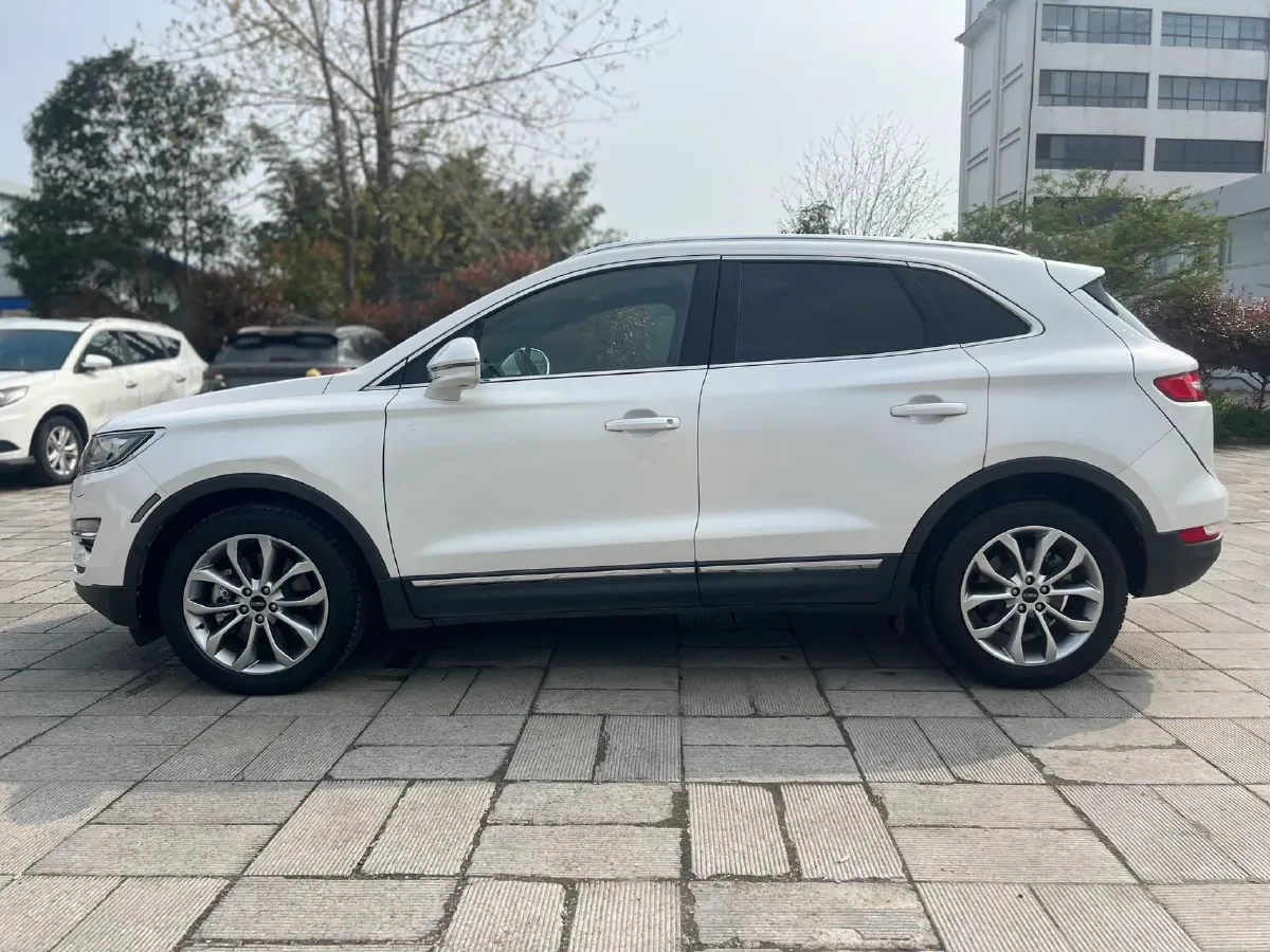 2018 Lincoln MKC 2.0T 253HP L4 6AT,autocango,china used car exporter,china ev exporter,chinese used car exporter,chinese used ev exporter