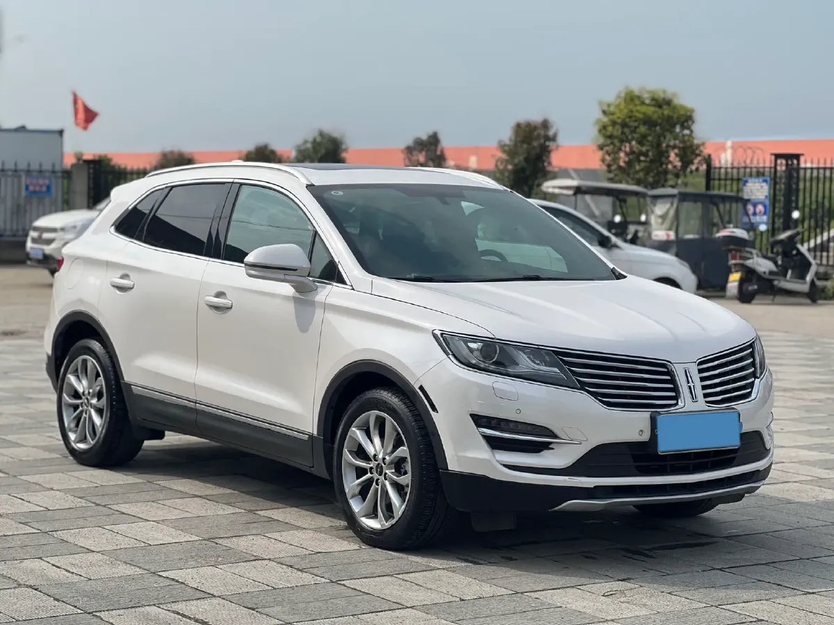 2018 Lincoln MKC 2.0T 253HP L4 6AT,autocango,china used car exporter,china ev exporter,chinese used car exporter,chinese used ev exporter