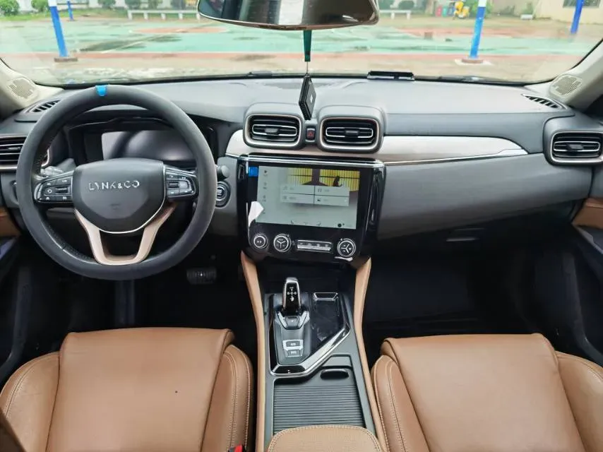 2019 Qoros 5 1.6T 197HP L4 7DCT,autocango,china used car exporter,china ev exporter,chinese used car exporter,chinese used ev exporter