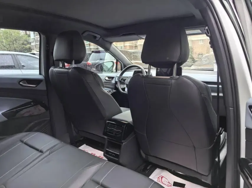 2023 Volkswagen ID.4 X BEV 52.8KWH,autocango,china used car exporter,china ev exporter,chinese used car exporter,chinese used ev exporter