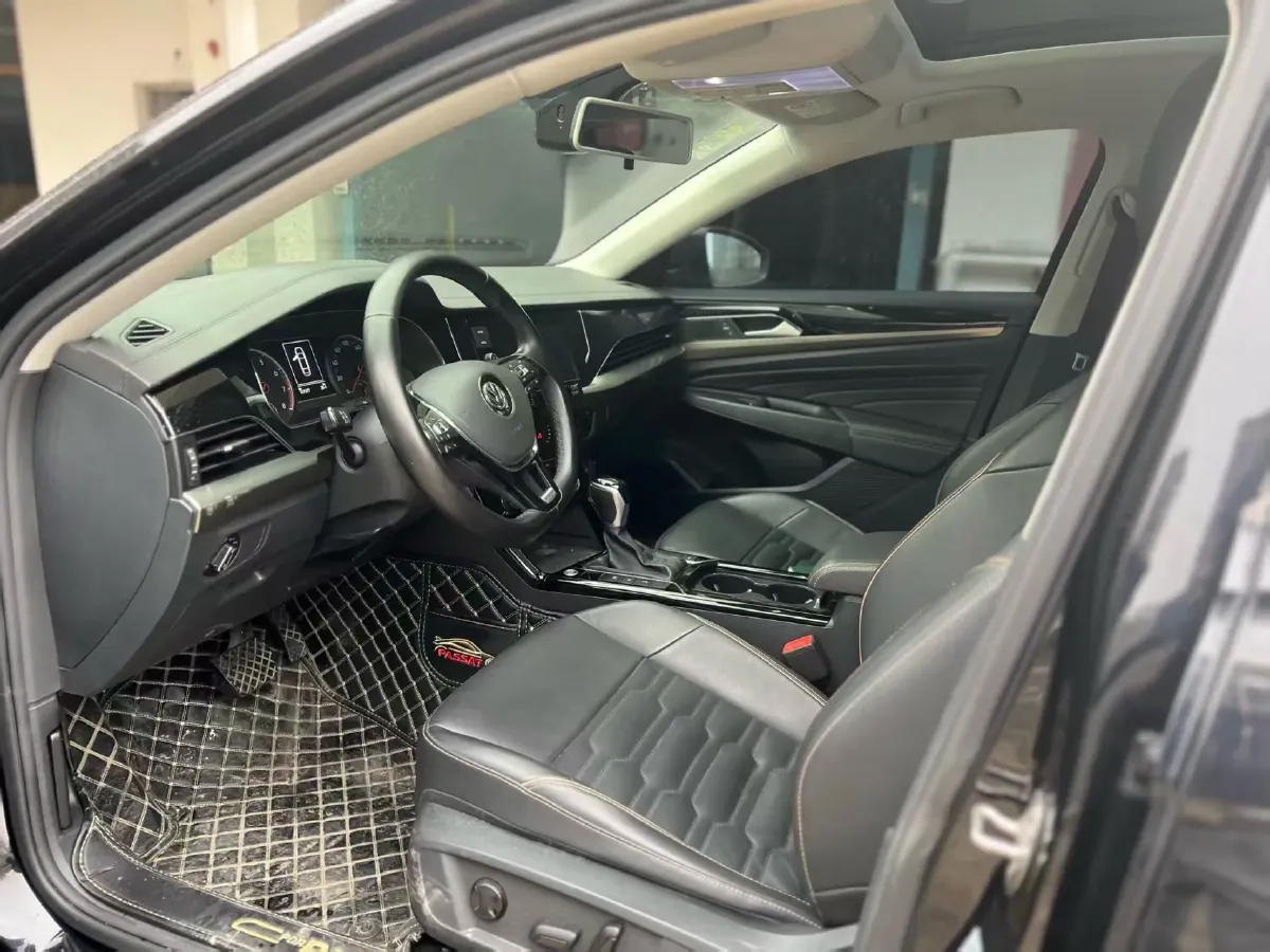 2019 Skoda Kodiak 2.0T 186HP L4 7DCT,autocango,china used car exporter,china ev exporter,chinese used car exporter,chinese used ev exporter